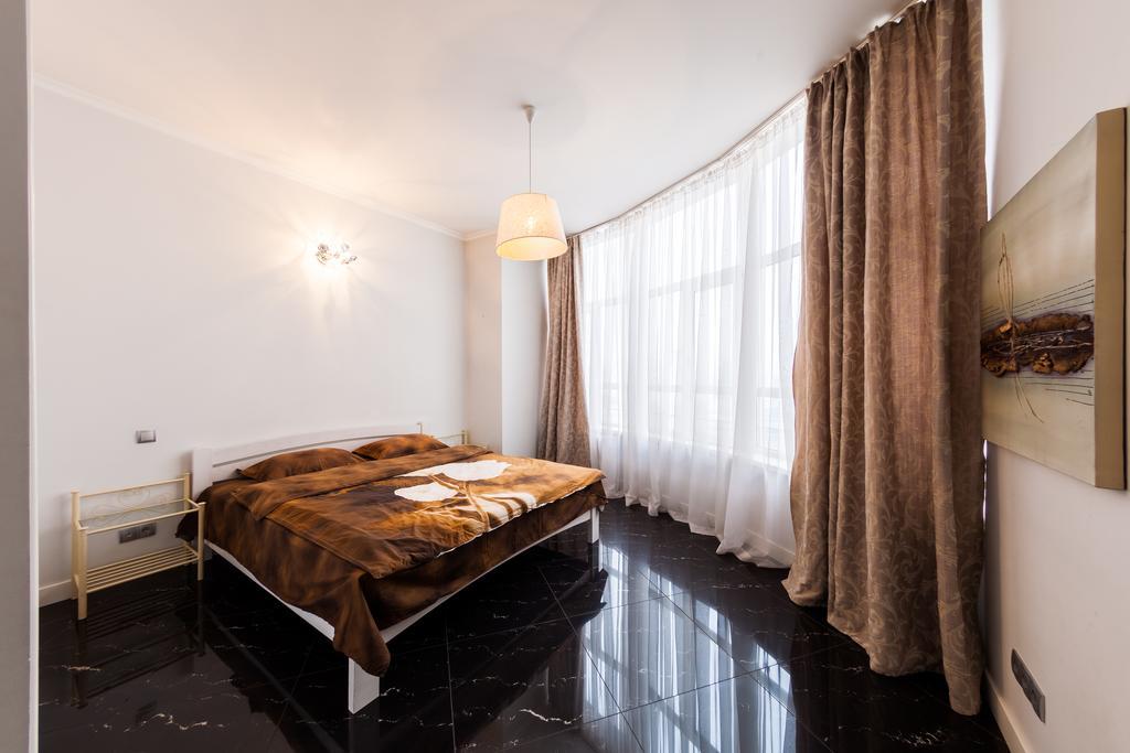 Apartment In The City Center Kiev Exterior foto